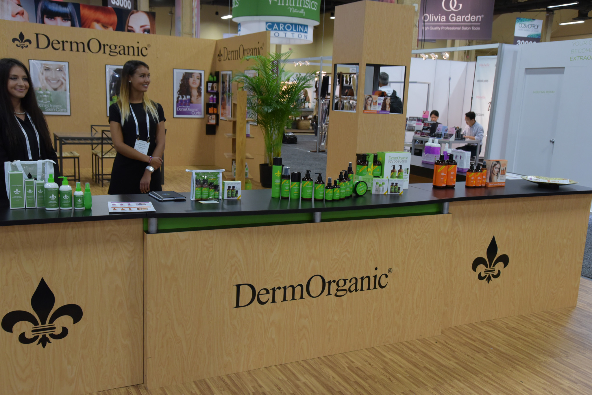 fscosmo02.20com-dermorganic---cosmoprof-las-vegas-2016