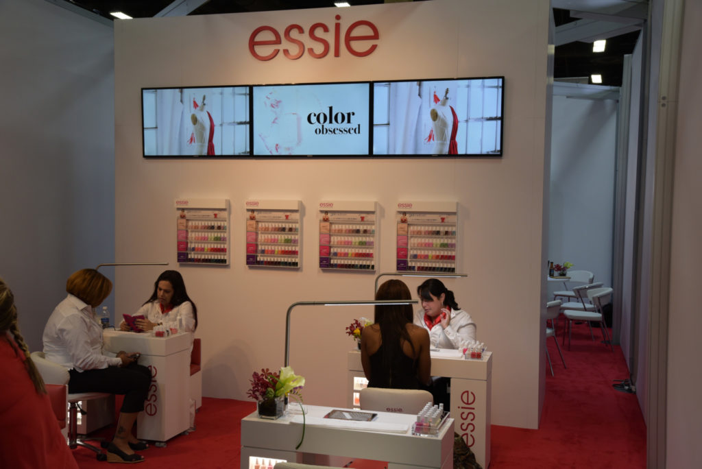 fscosmo02.24com-essie---cosmoprof-las-vegas-2016